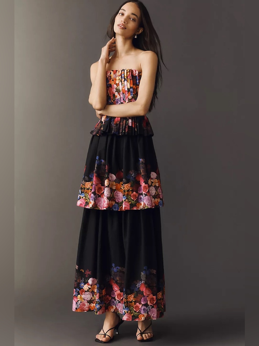 Elliatt Alice Strapless Tiered Maxi Dress in Black Floral Size S NWT - Picture 2 of 9